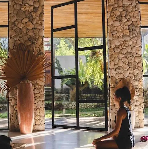 Ola House Bespoke 2 Bedroom With Salt Water Pool 10 Minutes To Beaches Uluwatu (Bali)