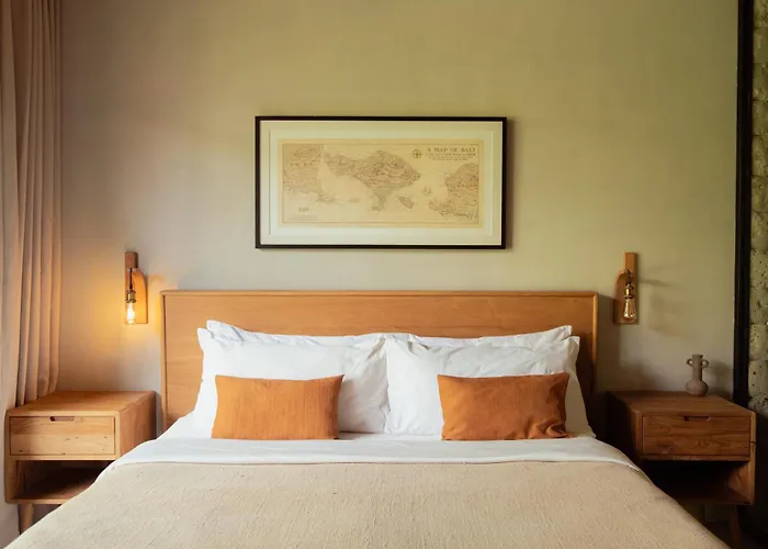 Villa Ola House Bespoke 2 Bedroom With Salt Water Pool 10 Minutes To Beaches *