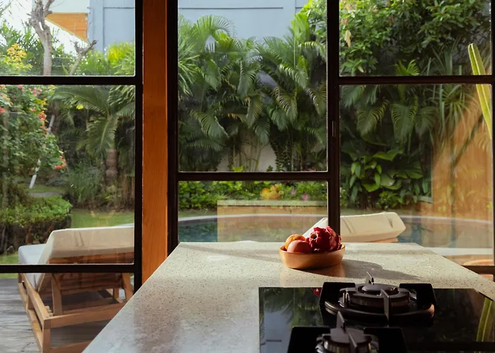Ola House Bespoke 2 Bedroom With Salt Water Pool 10 Minutes To Beaches *